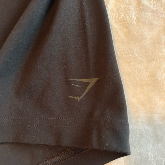 Gymshark Black Athletic Shorts Moisture-Wicking Mid-Thigh - Picture 4 of 9